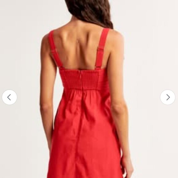 XS Red dress with hidden shorts - Picture 2 of 2